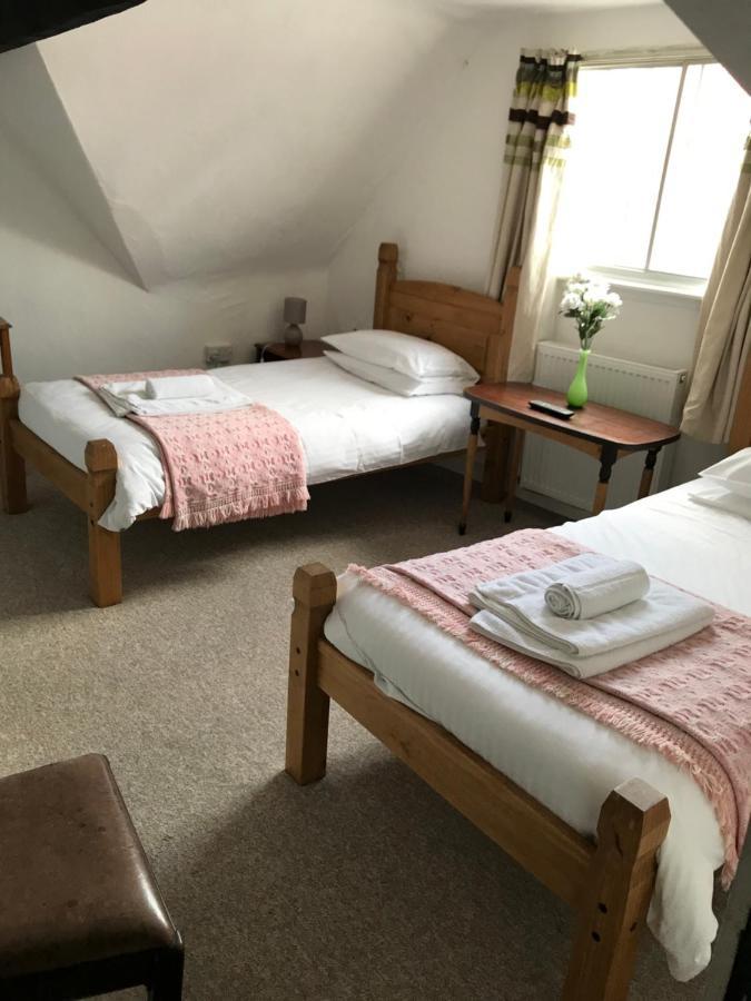 Bed and Breakfast The White Bear Devizes Exterior foto